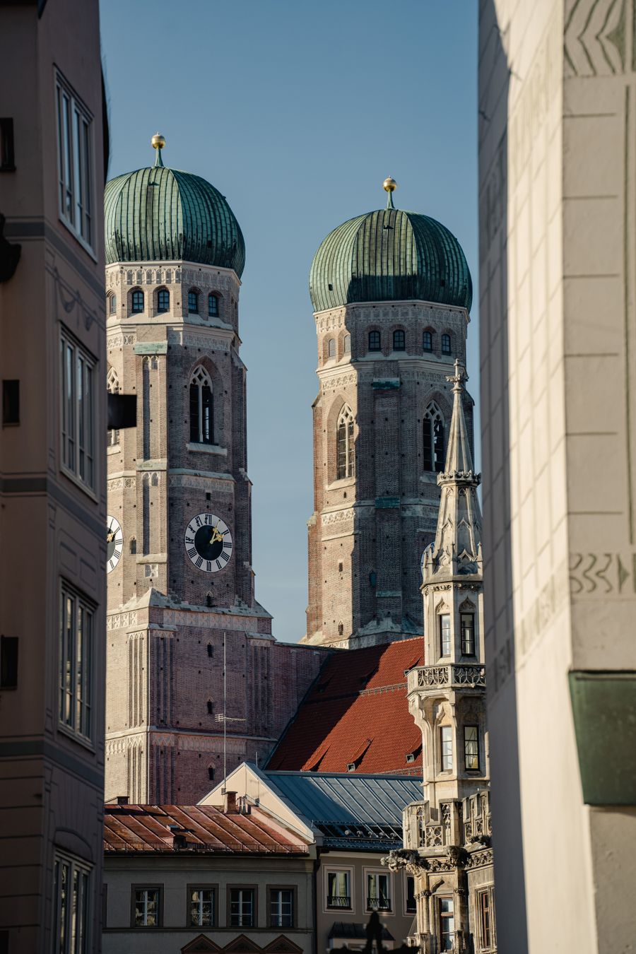 Die zwei Türme der Frauenkirche in München